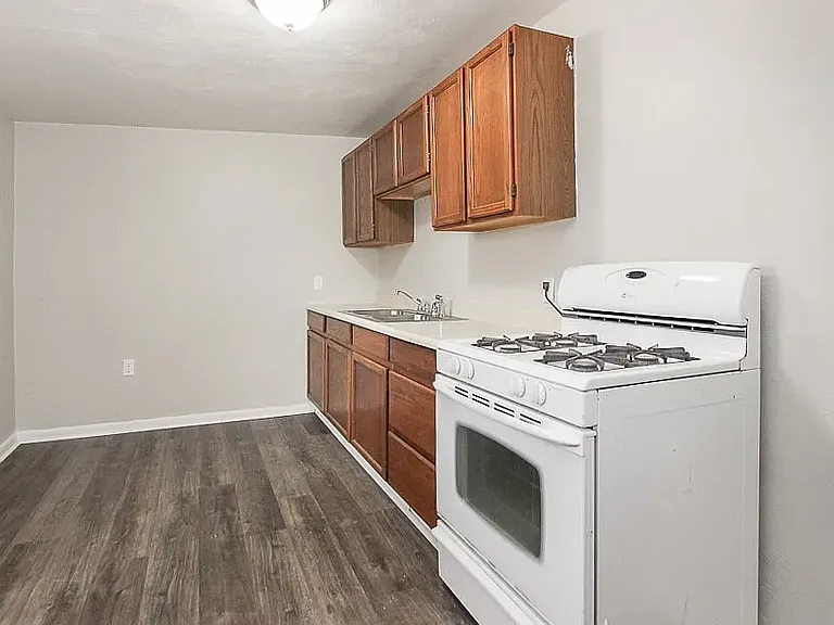 1174 Bryce Ave #A — Photo 2
