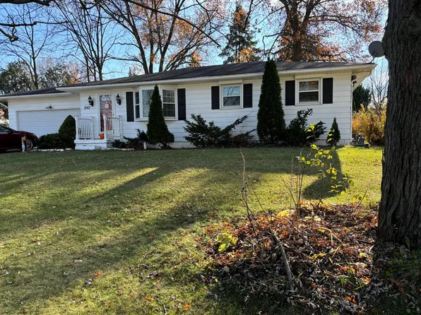 1367 Meadow Ln, Ashland, OH 44805