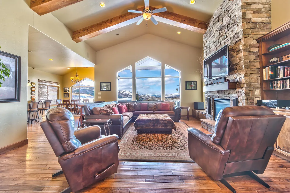 Building Photo - 931 Meadowlark Ln
