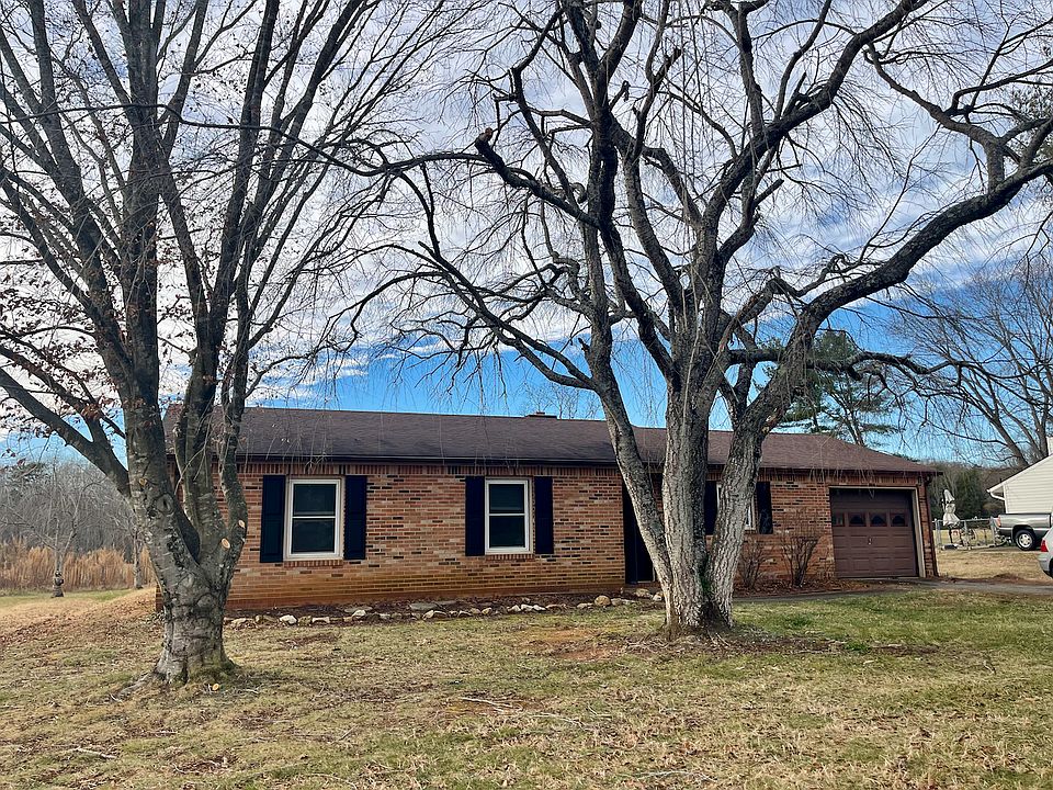 1st image of 418 Hillcrest Dr