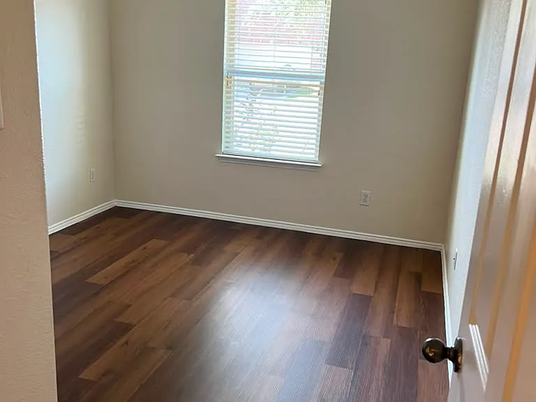 5716 Sapphire Pool Trl — Photo 23