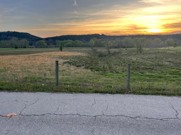 3821 Jackson Ferry Rd, Winchester, KY 40391