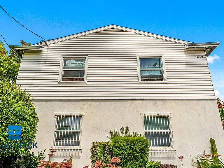 12805 Vanowen St #3 — Photo 10
