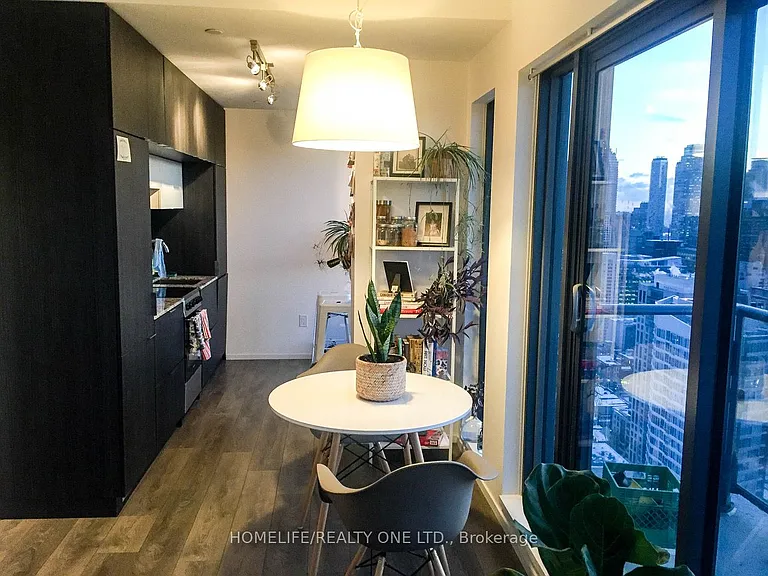 159 Dundas St E #3509 — Photo 3