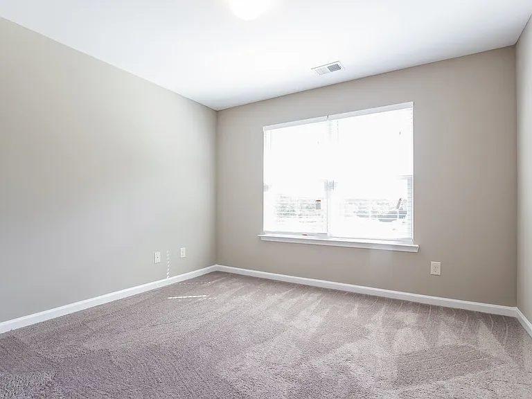 326 Crescent Woode Dr — Photo 9