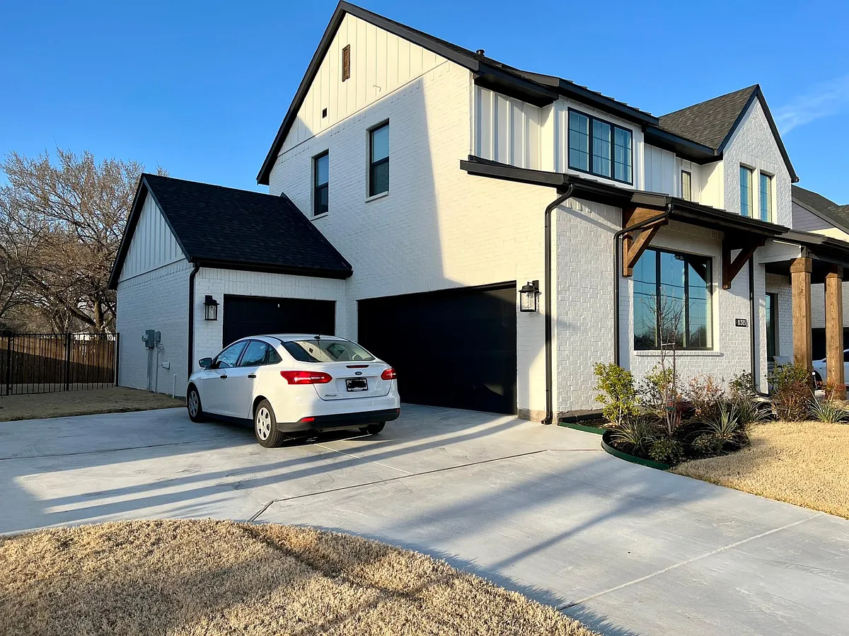 Building Photo - 8313 Sayers Ln