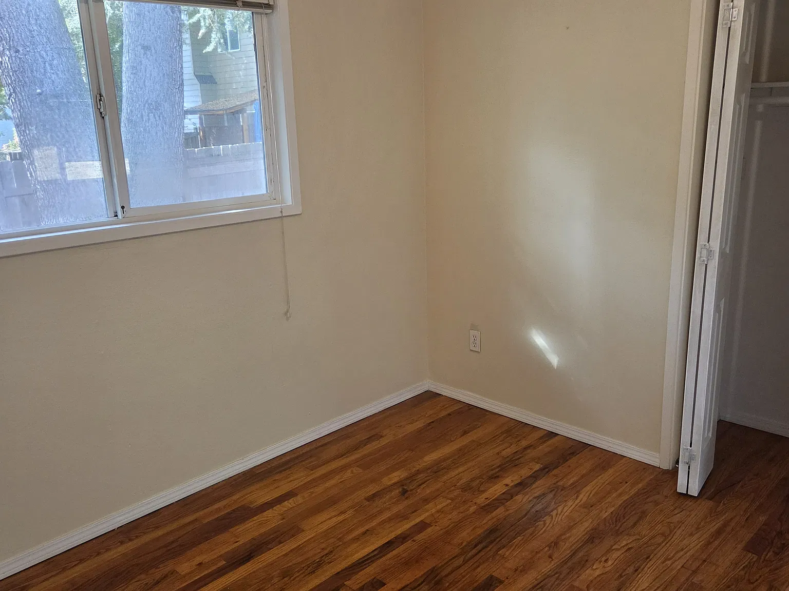 2 bed, 832 sqft, $1,585 — Photo 4