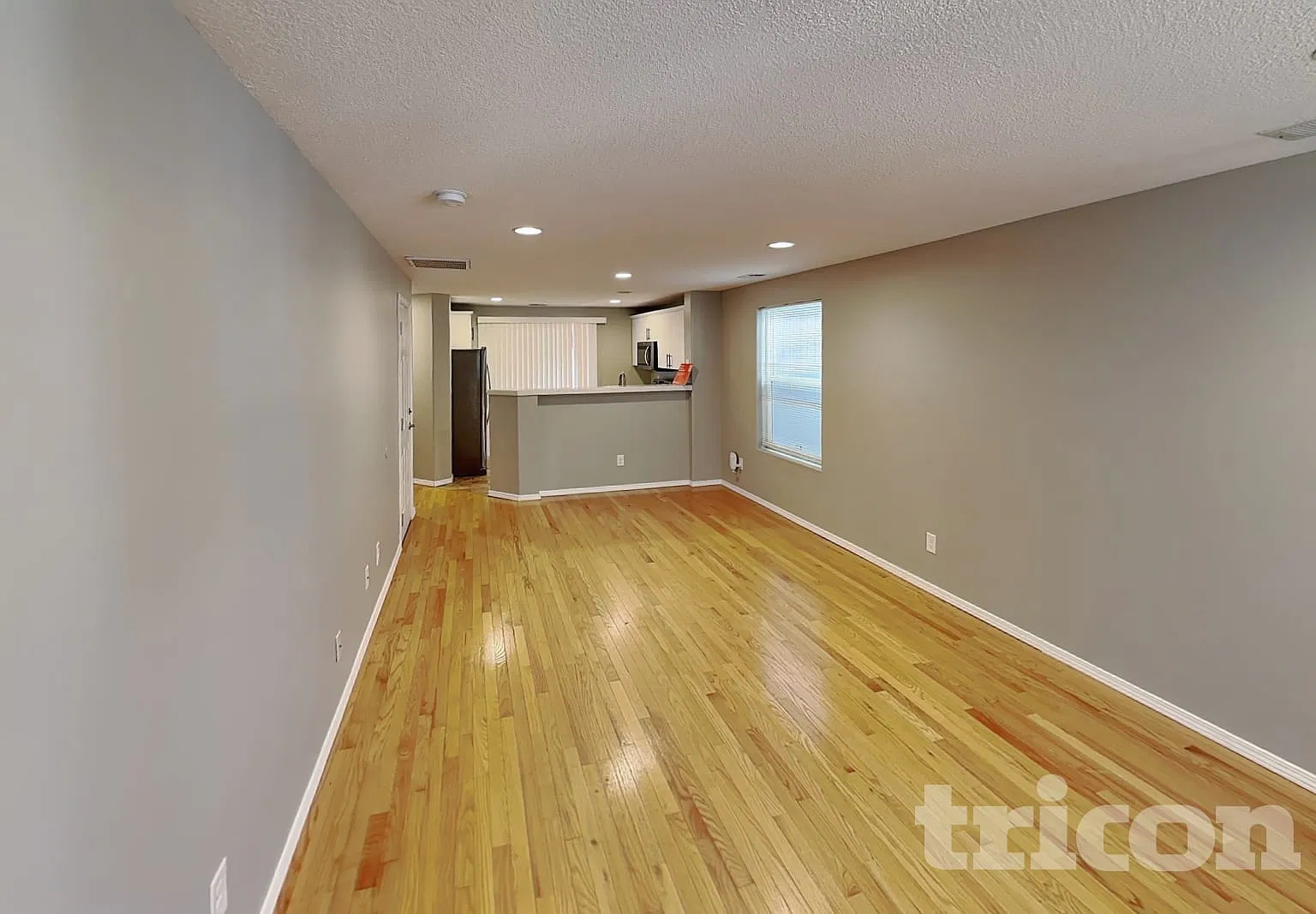 577 SW 207Th Avenue Beaverton OR — Photo 2