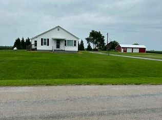 9238 Sefton Rd, Lovington, IL 61937