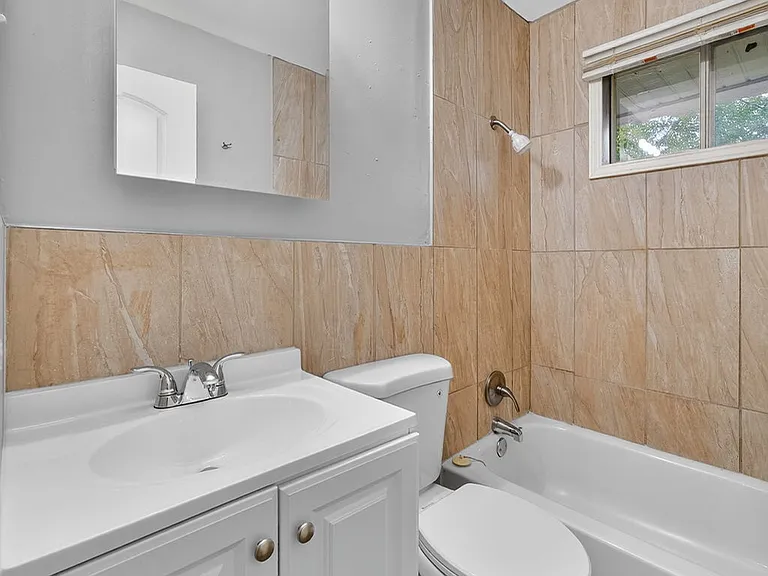 120 McAlpine Dr — Photo 12
