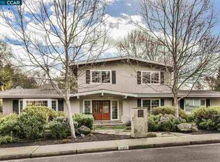 202 Corliss Dr, Moraga, CA 94556