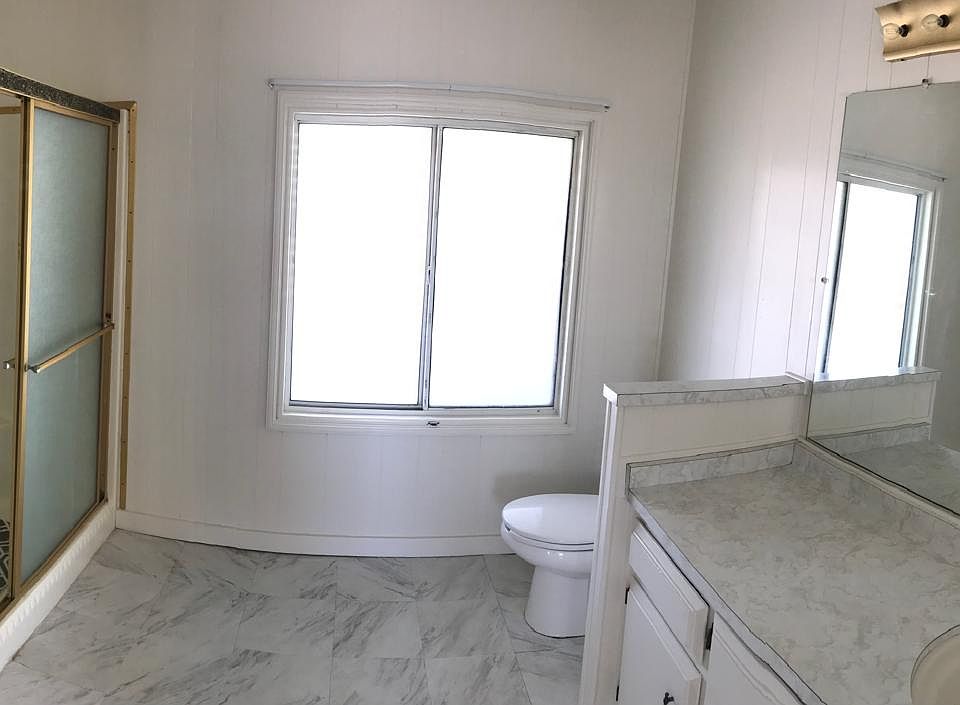 2nd image of 62023 Verbena Rd
