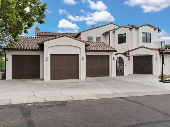 9716 Greenbrier Rd NE, Albuquerque, NM 87111