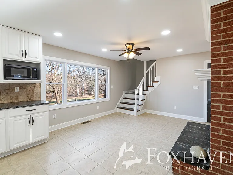 1137 E Keswick Rd #2 — Photo 9