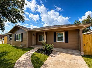 7054 Peyton St, Houston, TX 77028