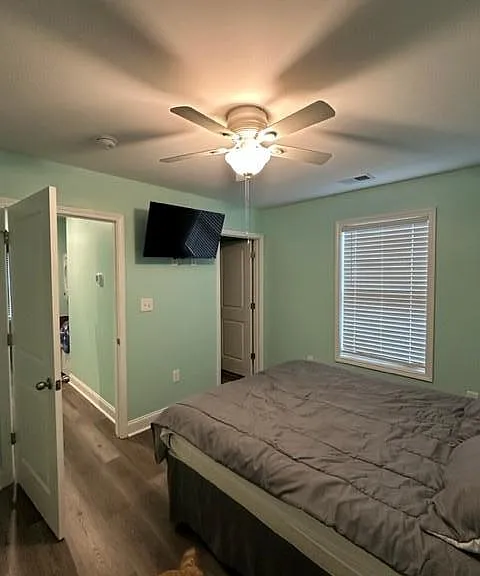 1540 Randall St SW — Photo 9