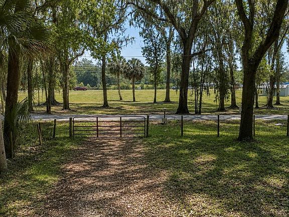 3rd image of 4602 SE 19TH AVENUE LOT 17
