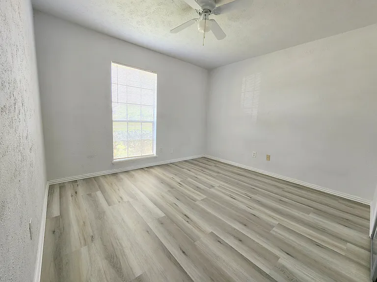 4813 Nash Dr — Photo 15