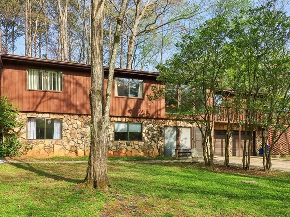 3100 Meadow Dr, Marietta, GA 30062