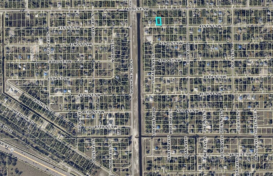 2nd image of 3012 41st St SW