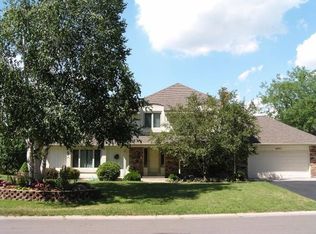 8887 138th St W, Apple Valley, MN 55124