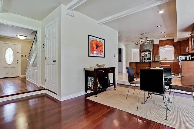 1st image of 7141 Kendallwood Dr