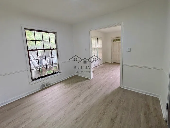1 bed, 1.0 bath, $850 — Photo 3