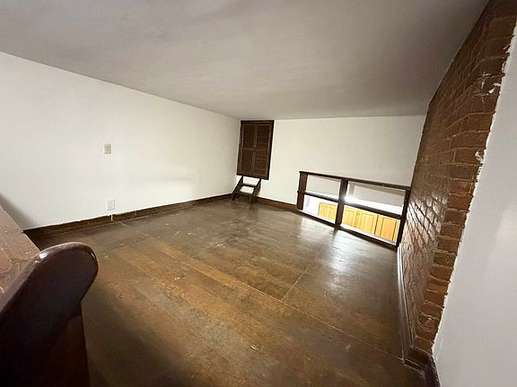 5th image of 11 W 82nd St #5