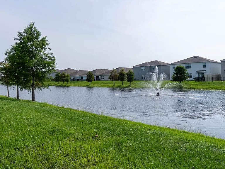 1439 Orchardgrass Cir — Photo 23