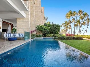200 Dorado Bch #8, Dorado, PR 00646