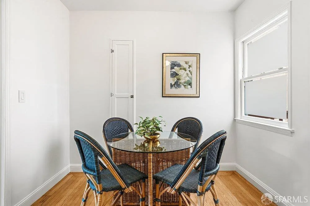 40 28th St APT 1 - Photo 10