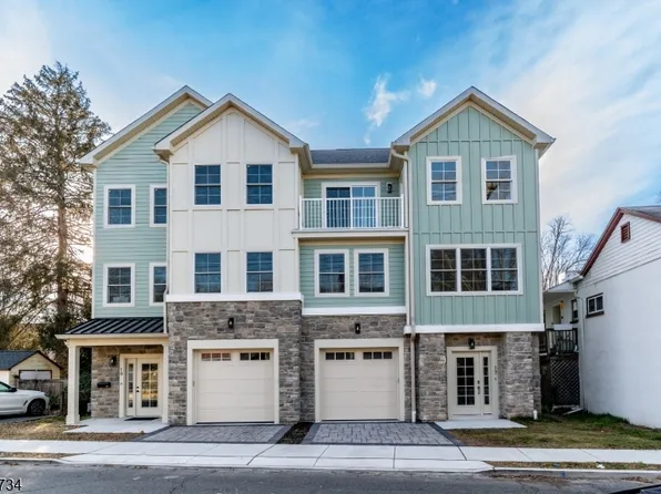 17 Wilson St, Lambertville, NJ 08530