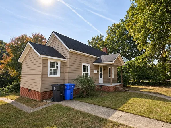 700 Smith St, Mooresville, NC 28115