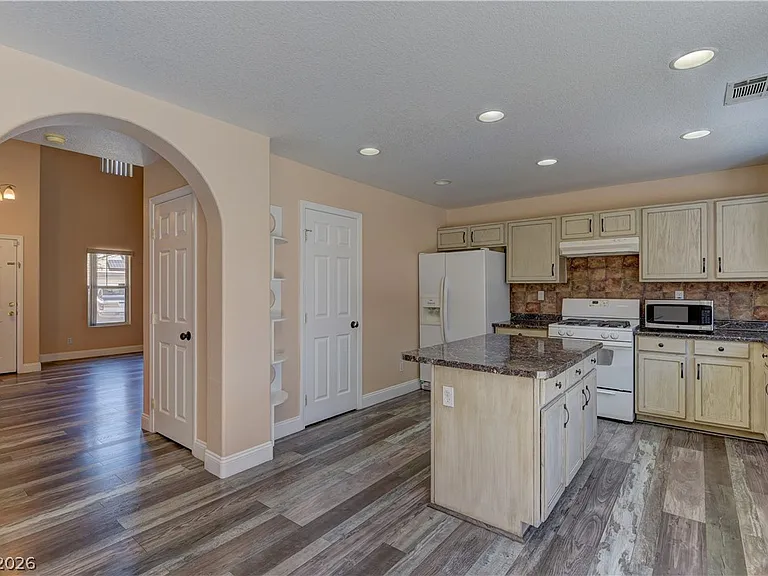 5317 La Quinta Hills St — Photo 10
