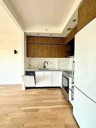 Rented by Artur Gutman, LREB