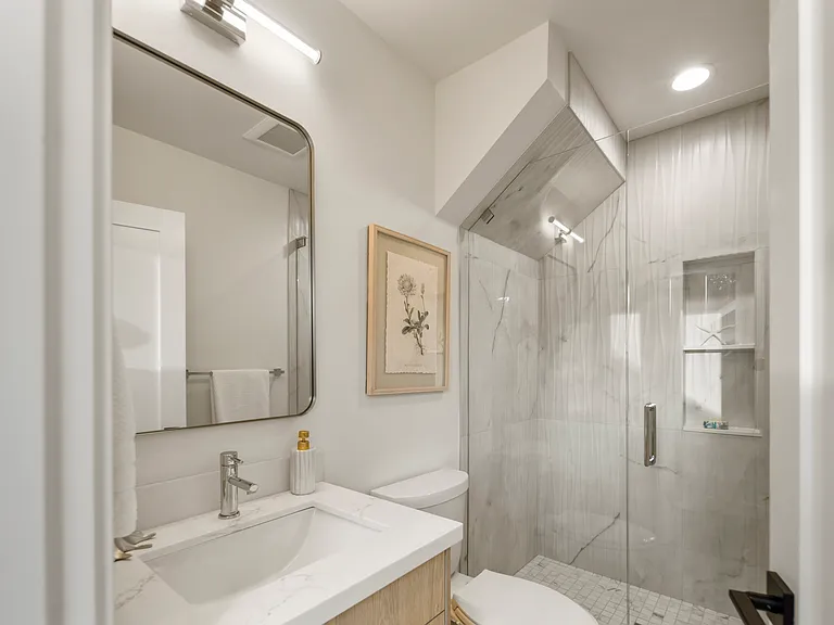 1004 N 48th St #B — Photo 16