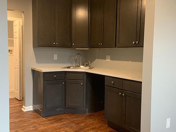 4th image of 715-721 Newark Ave #3P