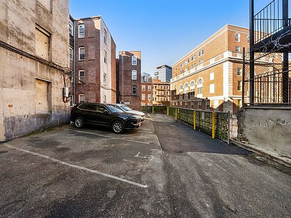 3rd image of 5-7 Jerusalem Pl
