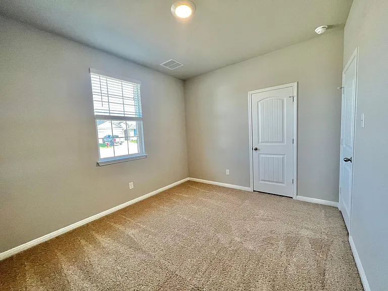 168 Apache Plum Dr — Photo 14