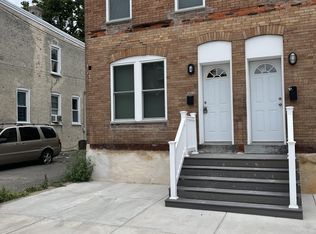 221 Lloyd St, Chester, PA 19013