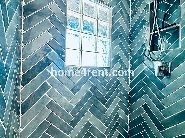 641 W 39th Ter — Photo 35