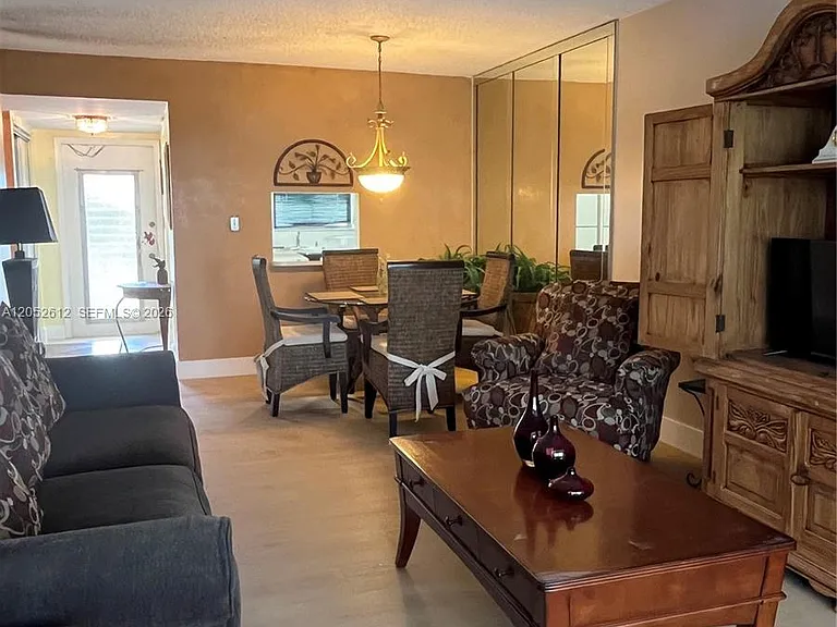 8135 Sunrise Lakes Blvd #308 — Photo 3