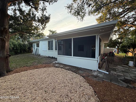 2nd image of 117 Magnolia Dr