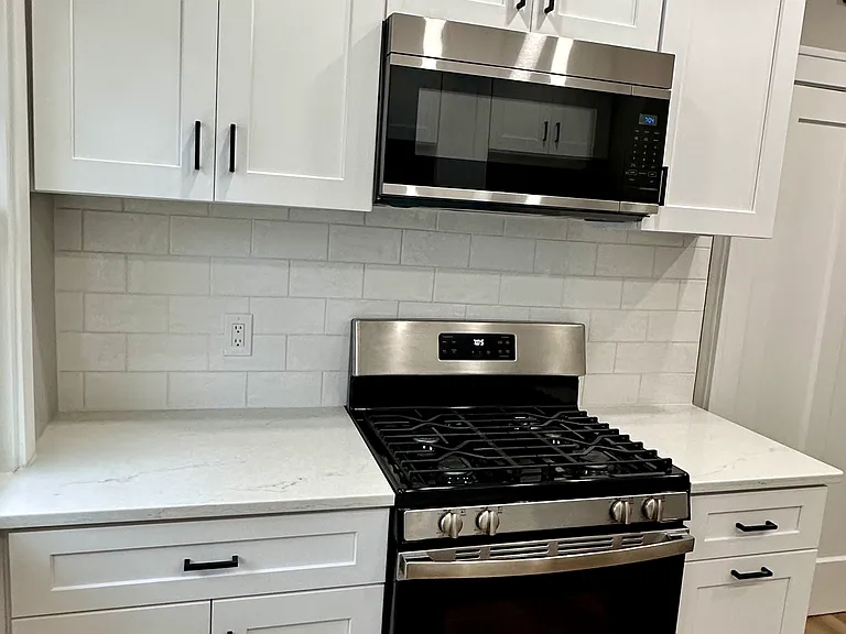 2170 Carabel Ave — Photo 3
