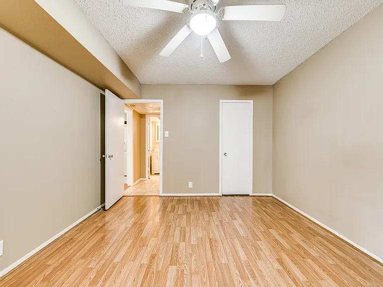 5322 Fleetwood Oaks Ave #242 — Photo 17