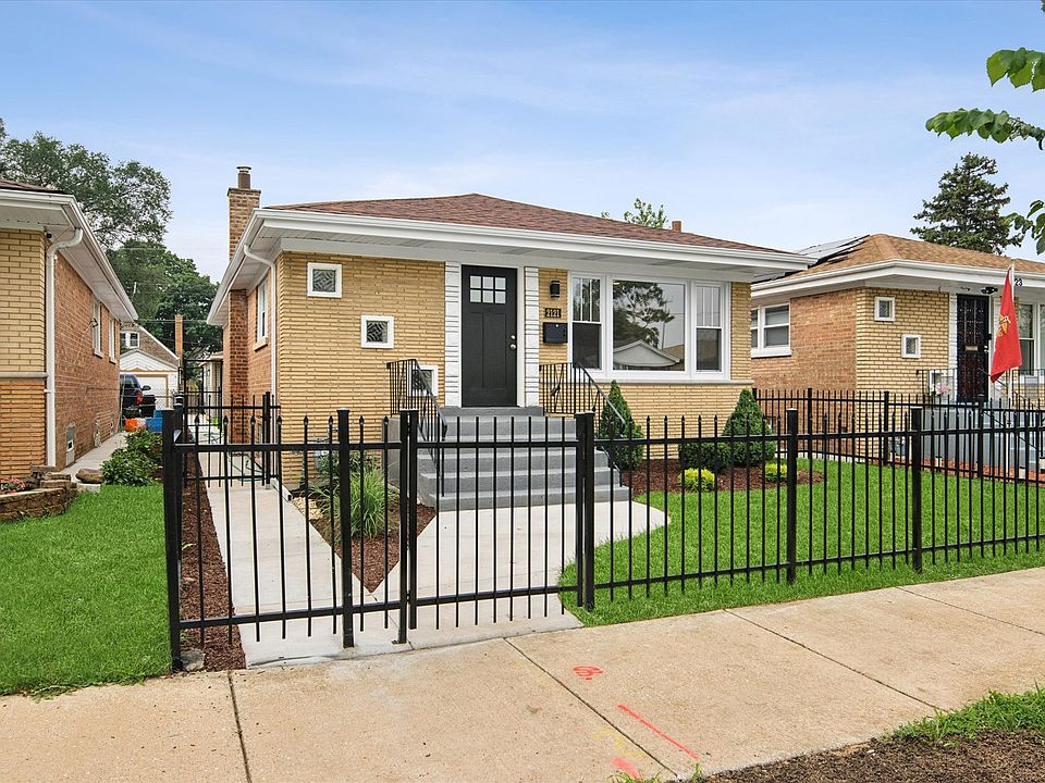 1st image of 2121 W 71st Pl