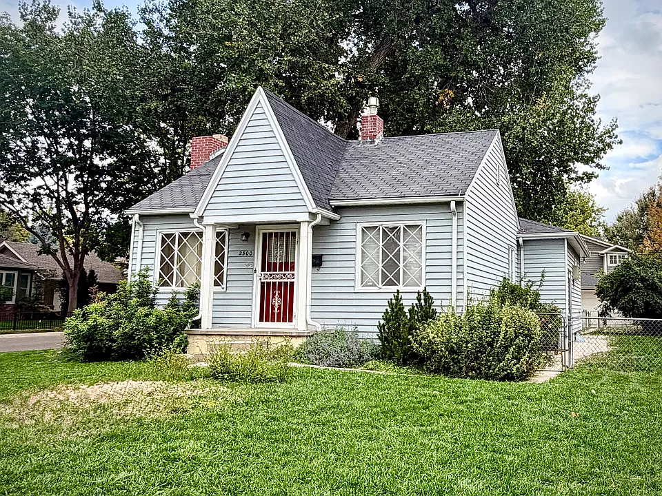2500 S Adams St