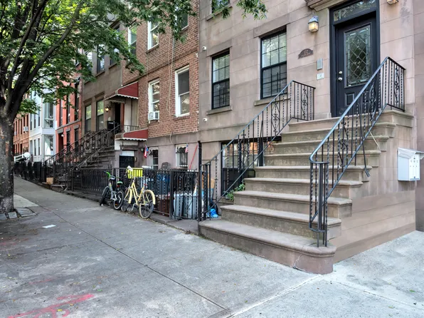 132 De Graw St #1, Brooklyn, NY 11231