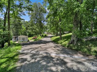 30 Little Rock Rd, Newland, NC 28657