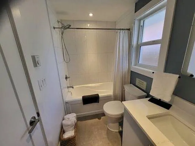 26XX Gordon Ave — Photo 9